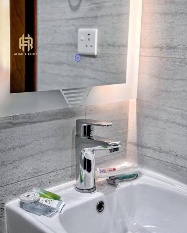 Golden New Al Masharef Heraaa Hotel 3*